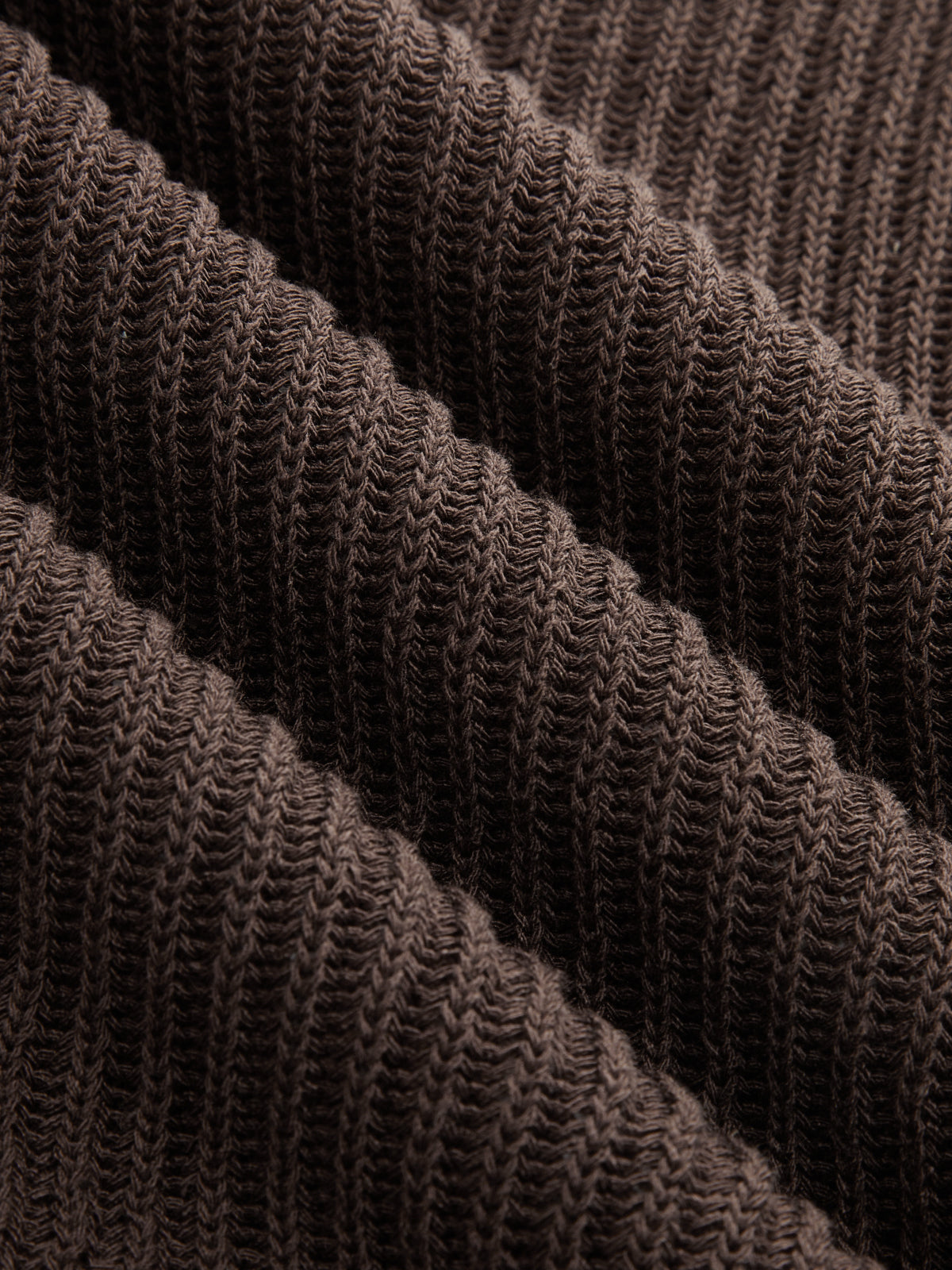 Shell Detail Ribbed Knit Cami Top for Summer Layering