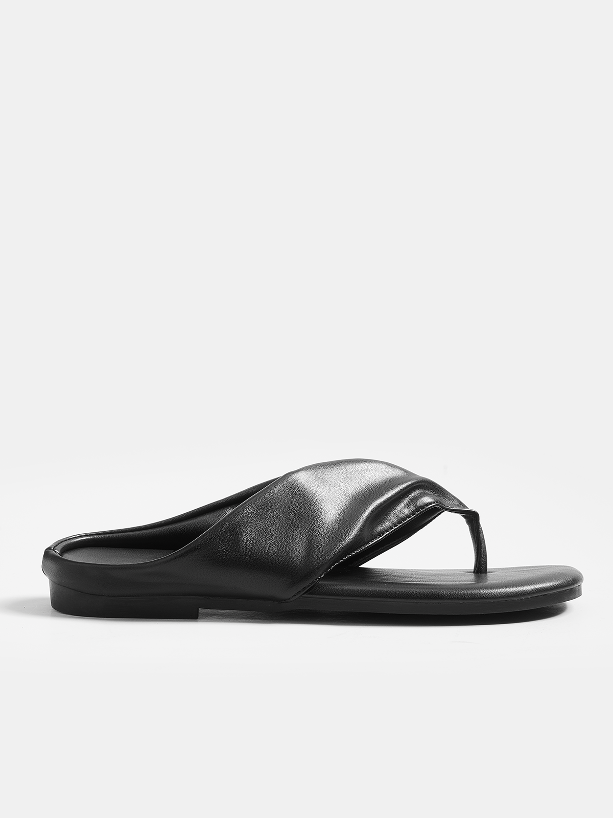 Faux Leather Twisted Thong Sandals for Summer Comfort