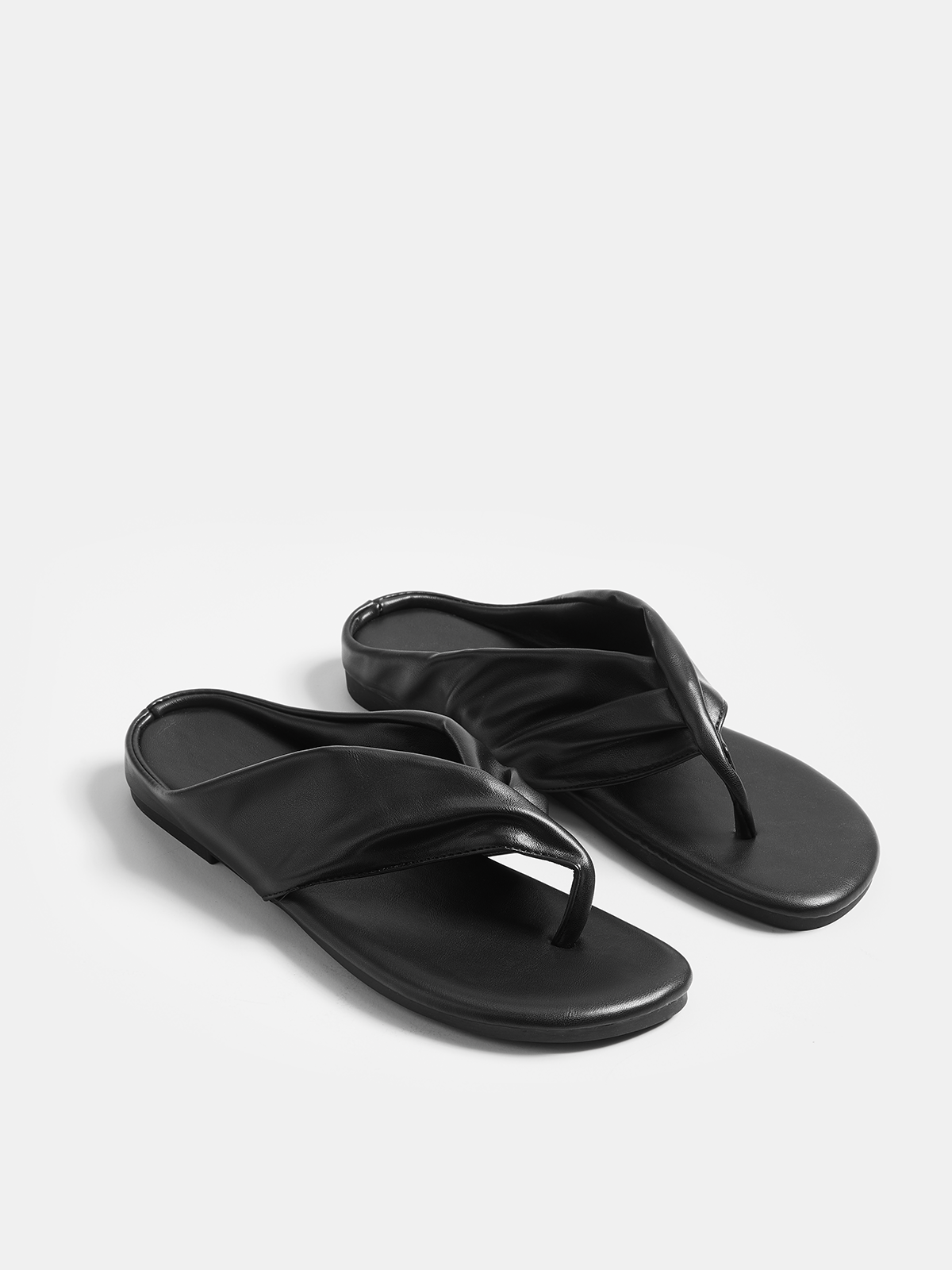 Faux Leather Twisted Thong Sandals for Summer Comfort