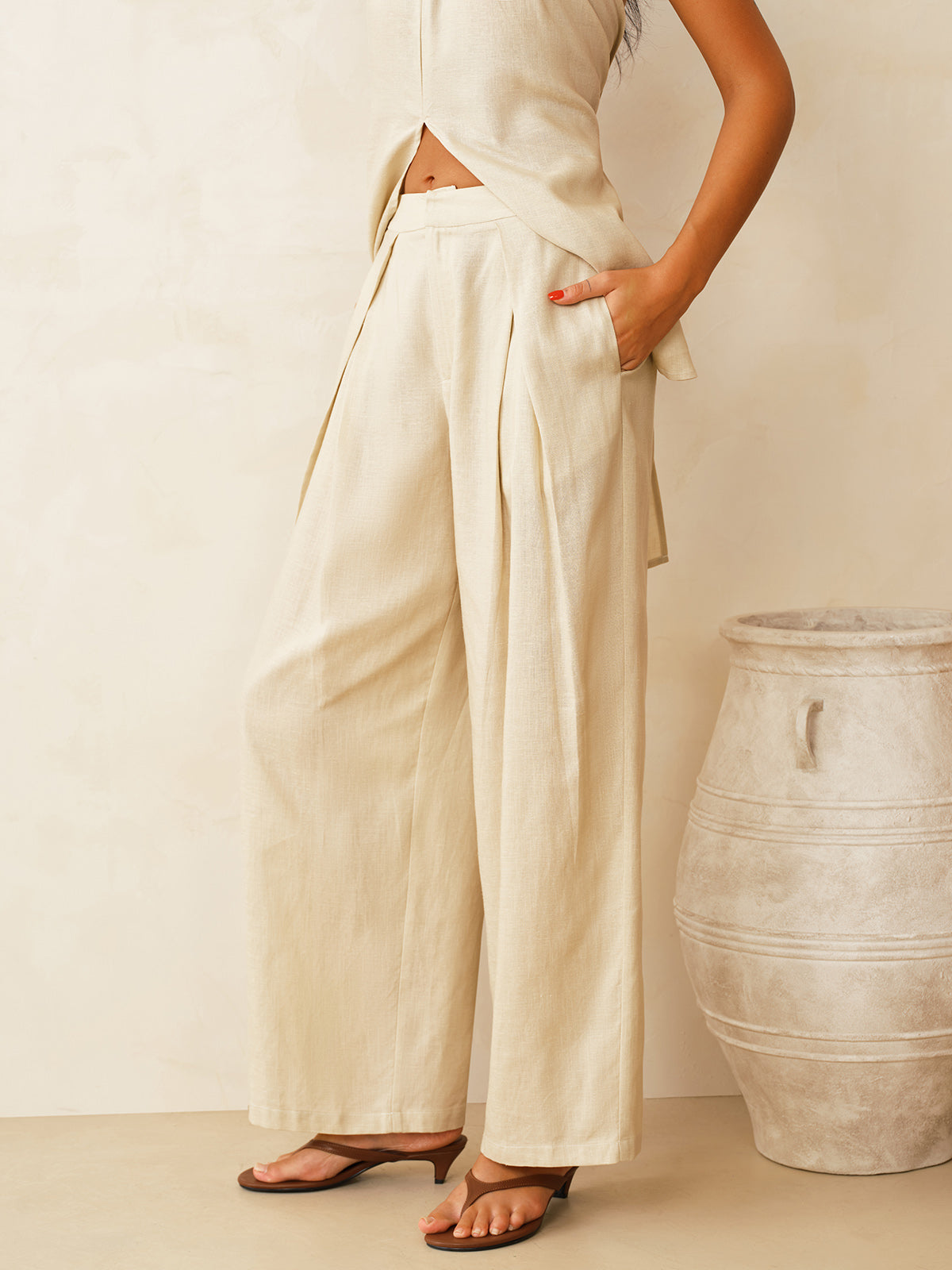 Linen-Blend Halter Top & Pants Set for Stylish Summer Wear