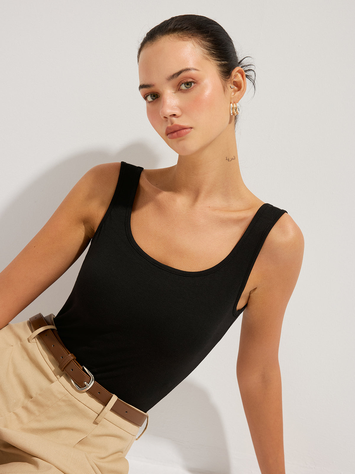 Bra-Free Backless Square Neck Bodysuit with Seamless Design for Women