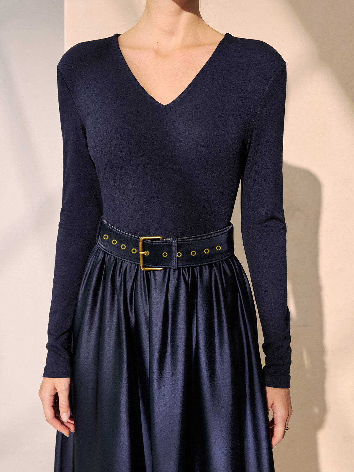Belted Satin Panel V-Neck Long Sleeve Maxi Dress for Elegant Evenings