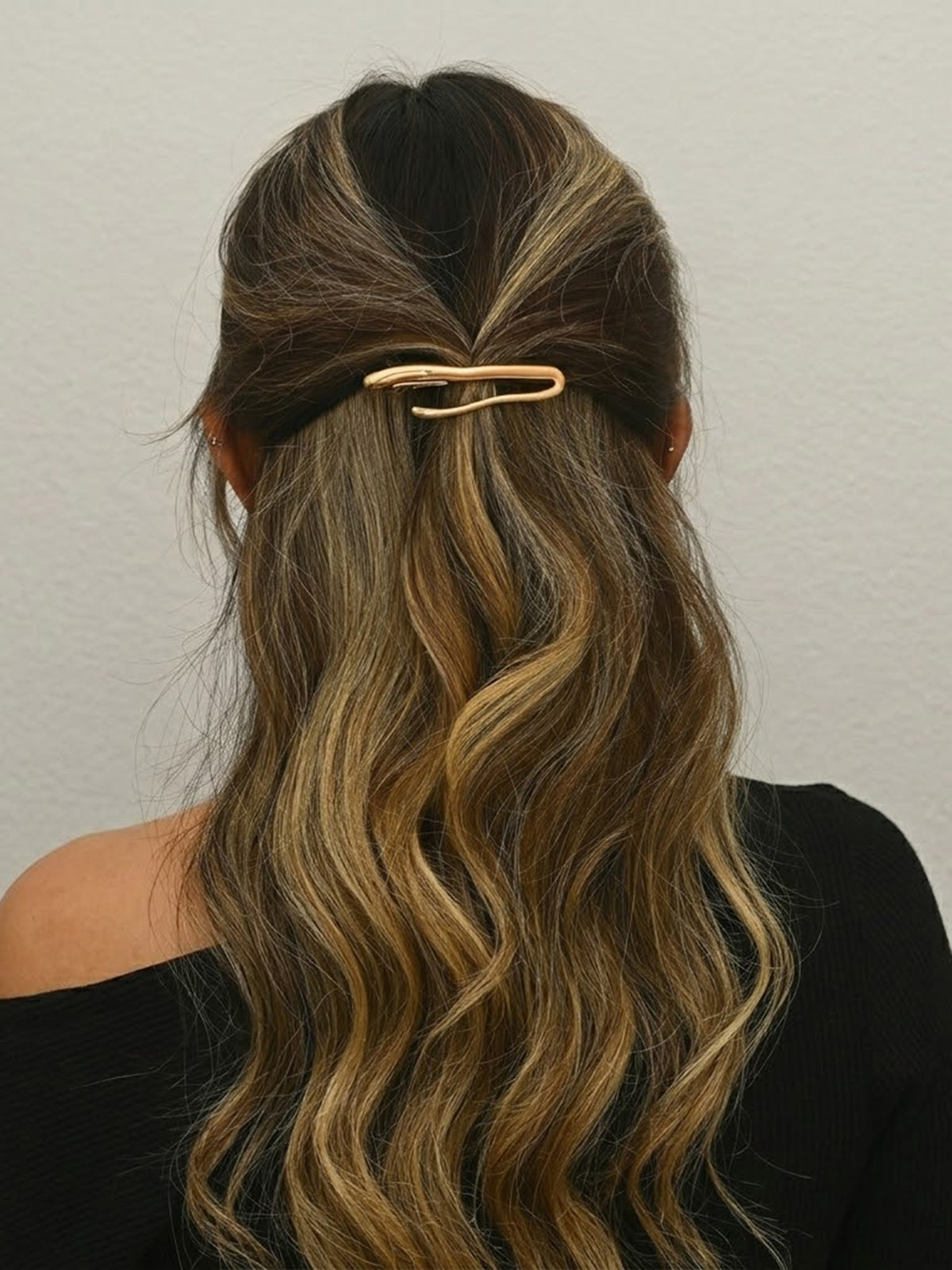 Minimalist Metal Hair Clip for Stylish Everyday Use