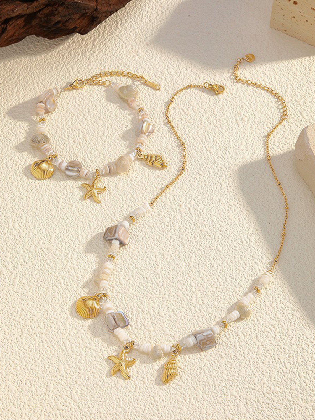 Starfish Shell Beach Charm Bracelet, Adjustable Ocean-Themed Summer Jewelry