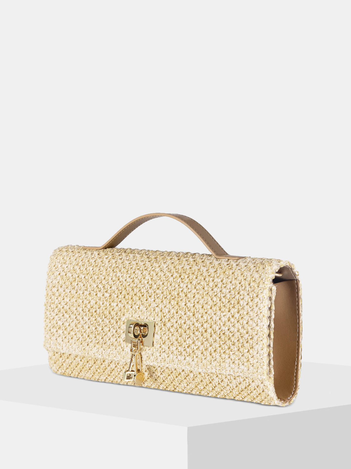 Straw Weave Crossbody Clutch Bag Lightweight Summer Accessory