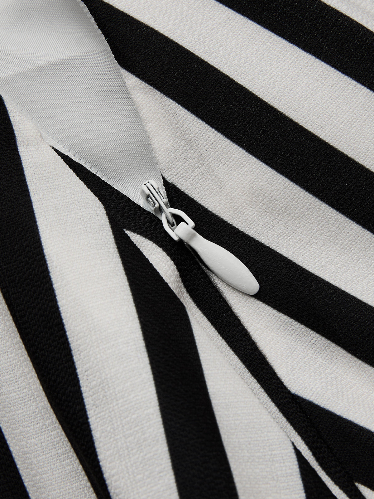Stripe Backless Pockets Dress with Adjustable Straps Summer Beachwear