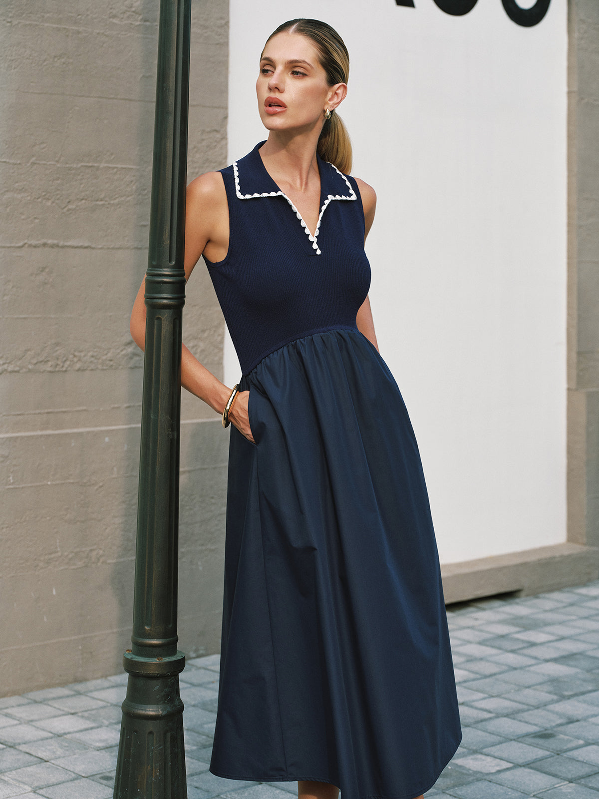 Sleeveless Collared Pocketed Maxi Dress for Women with Button Front