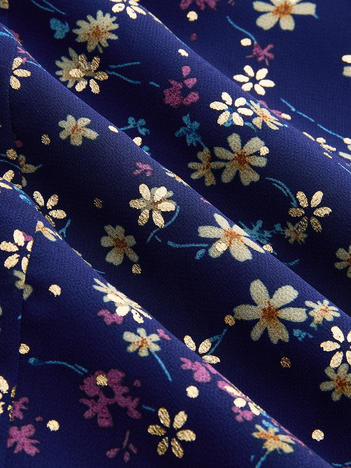 Ditsy Print Chiffon Maxi Dress with Elegant Long Sleeves