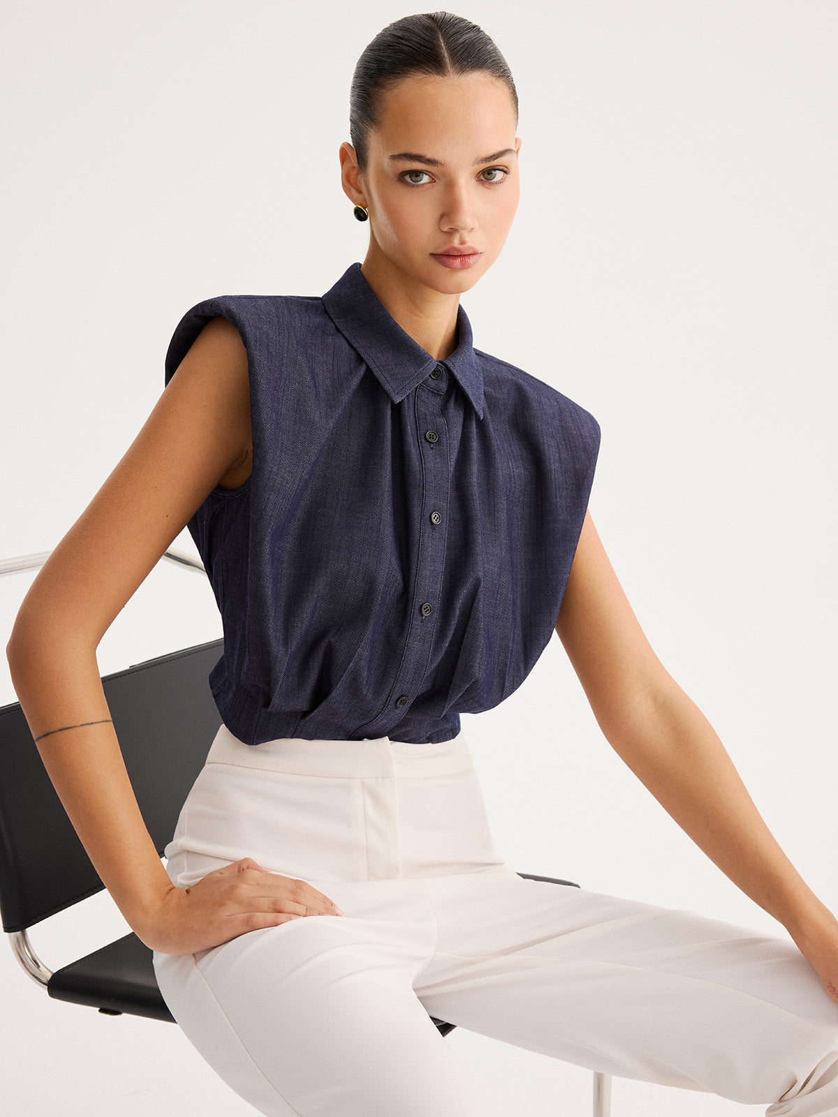 Sleeveless Button Down Collared Shirt for Casual Summer Wear