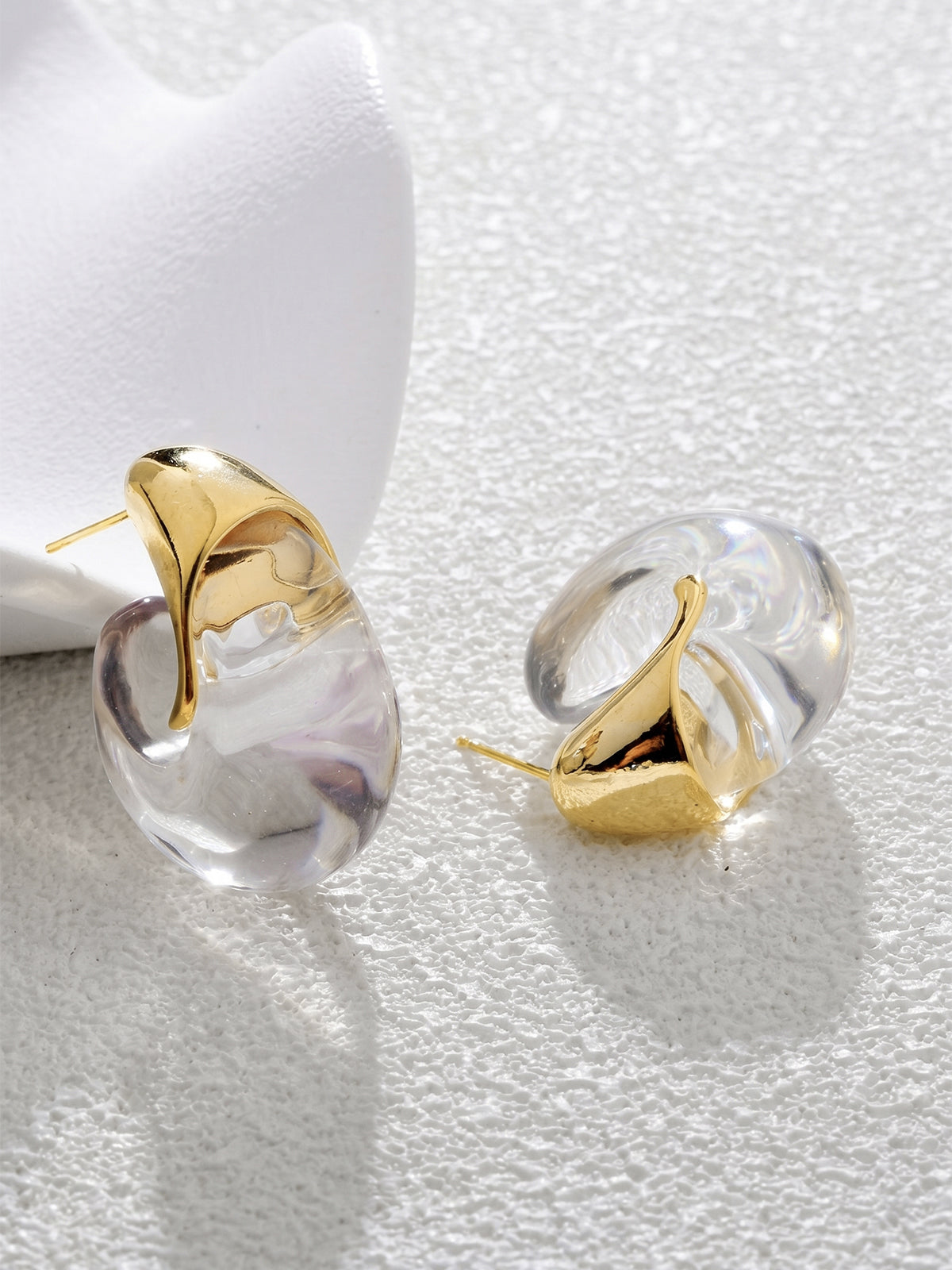 Chunky Transparent Resin Hoop Earrings Trendy Lightweight Statement Accessory