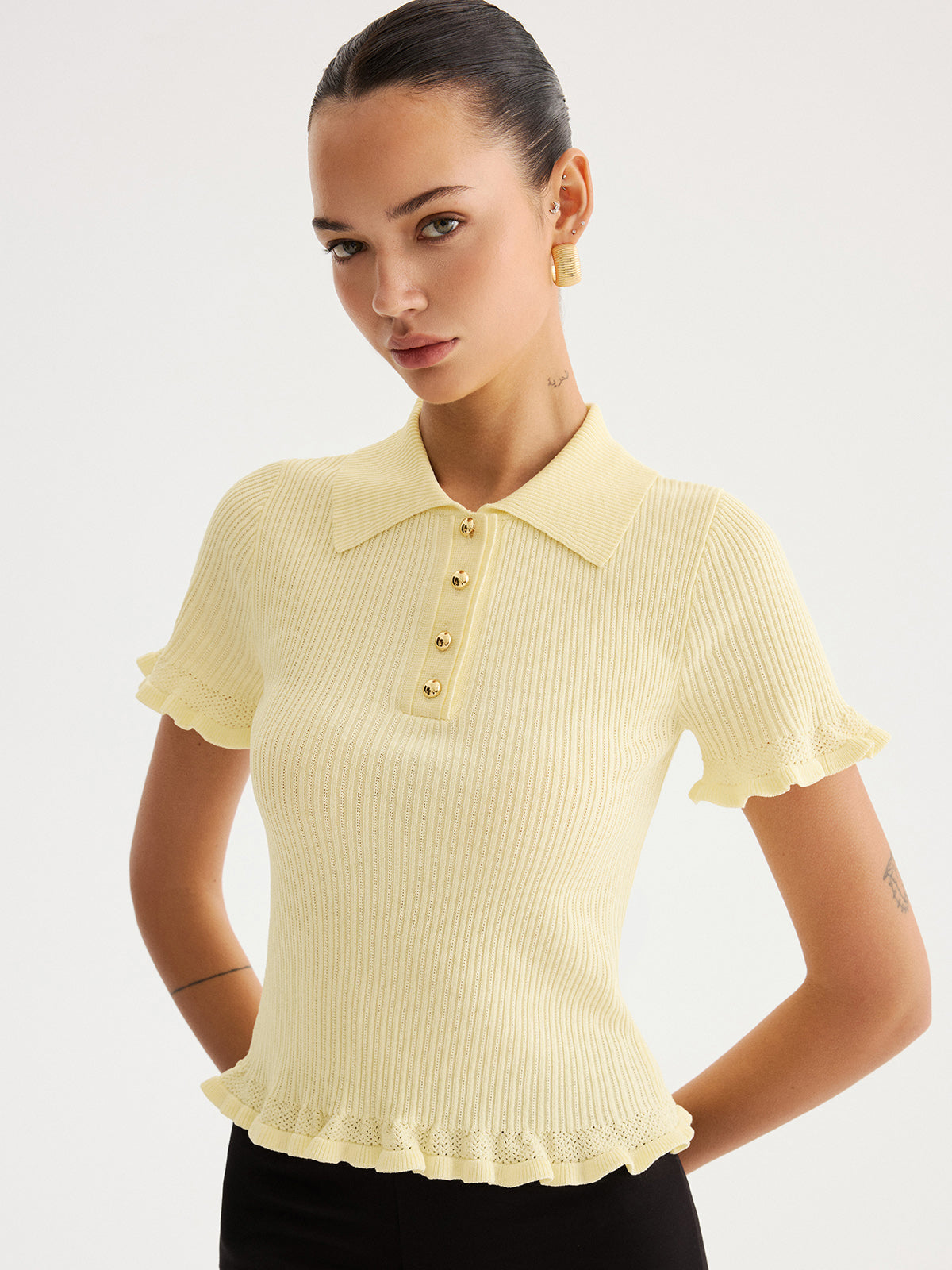 Ruffled Collared Ribbed Knit Top Women’s Elegant Layering