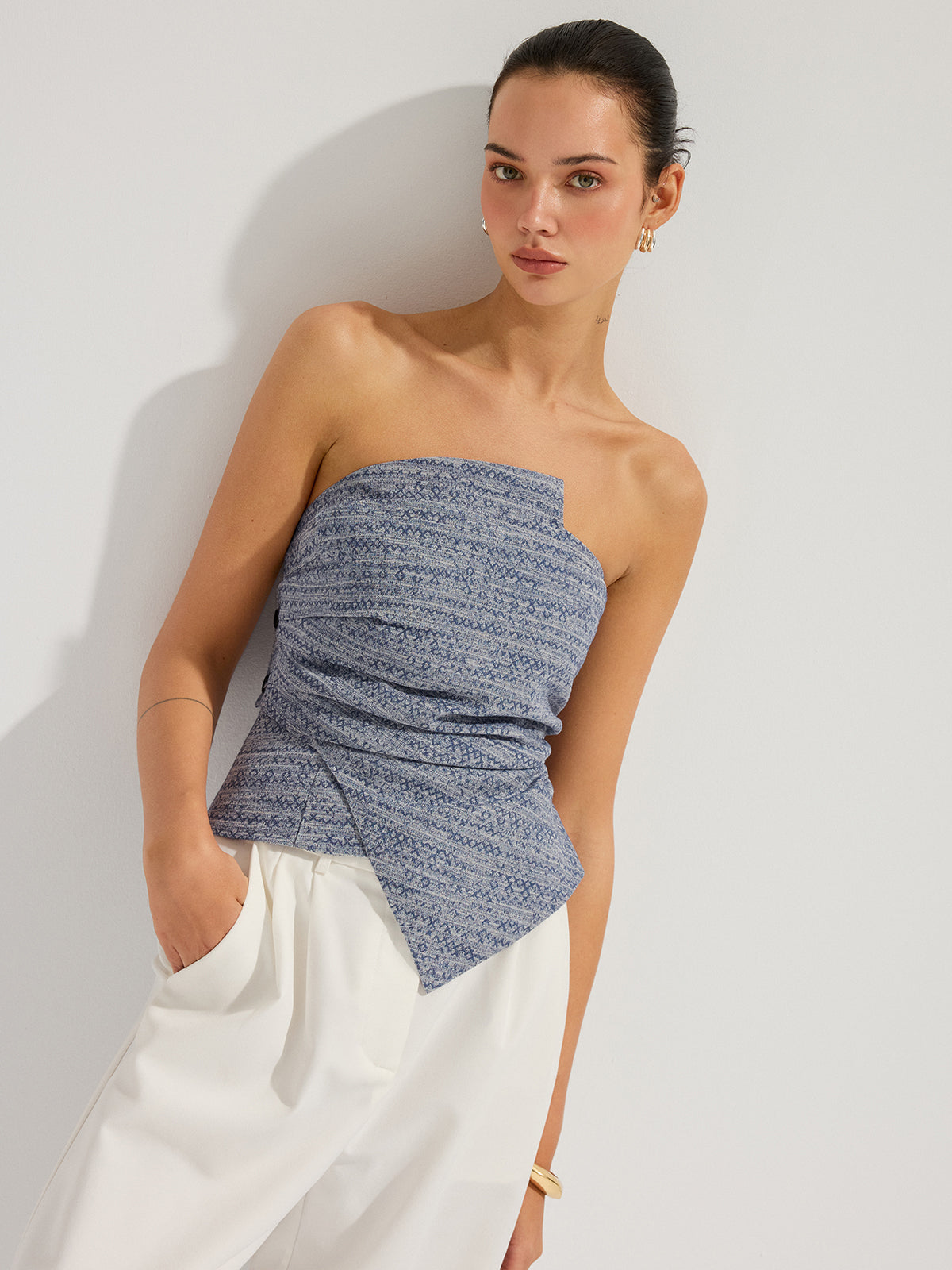 Geometric Print Strapless Ruched Top with Elastic Waistband