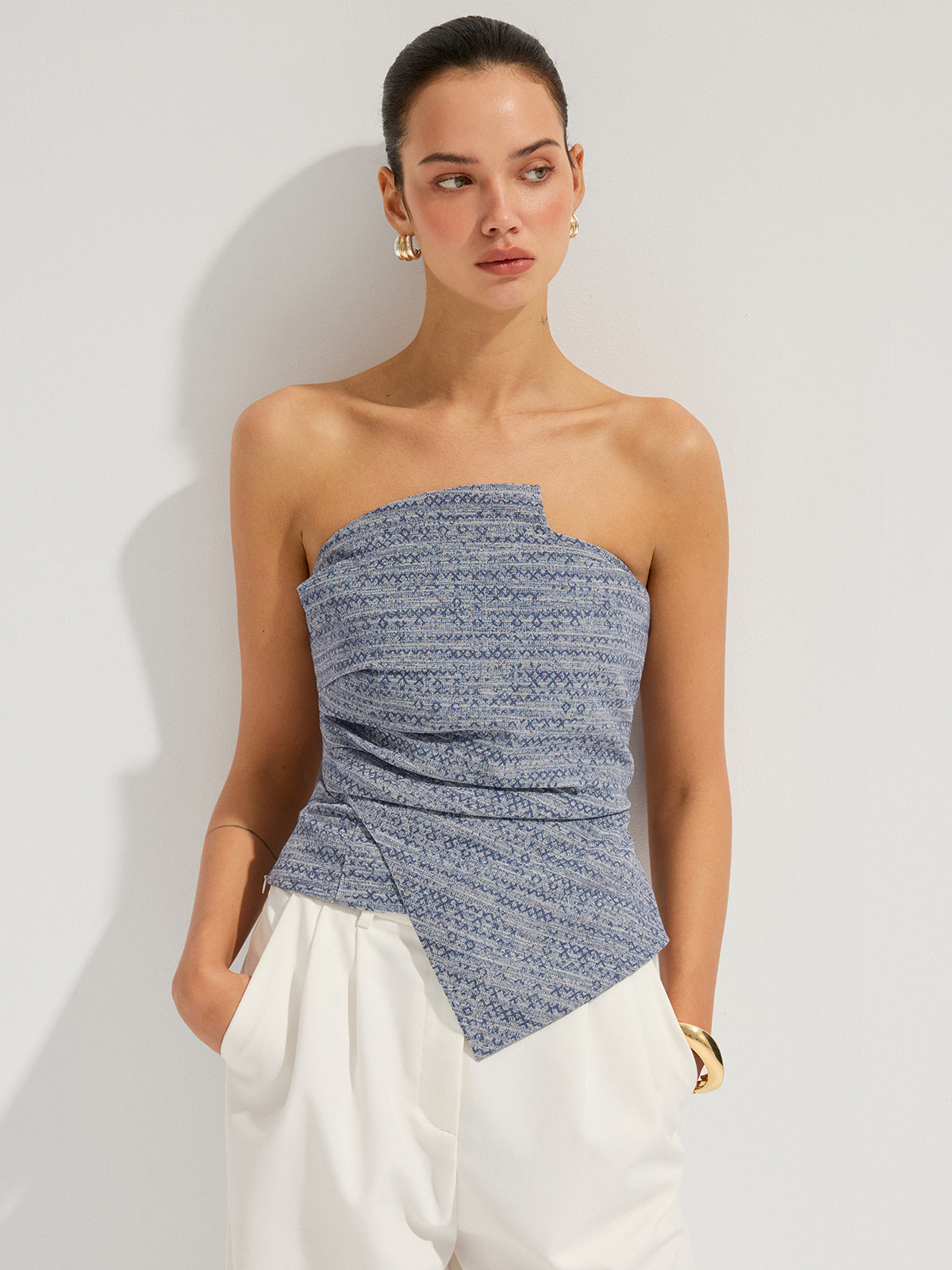 Geometric Print Strapless Ruched Top with Elastic Waistband