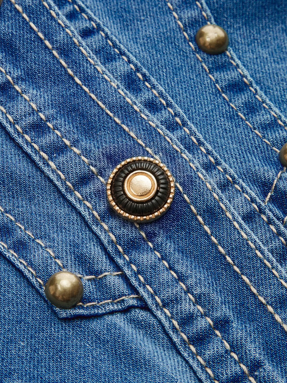 Knot-Front Studded Denim Shirt with Long Sleeves and Buttoned Cuffs
