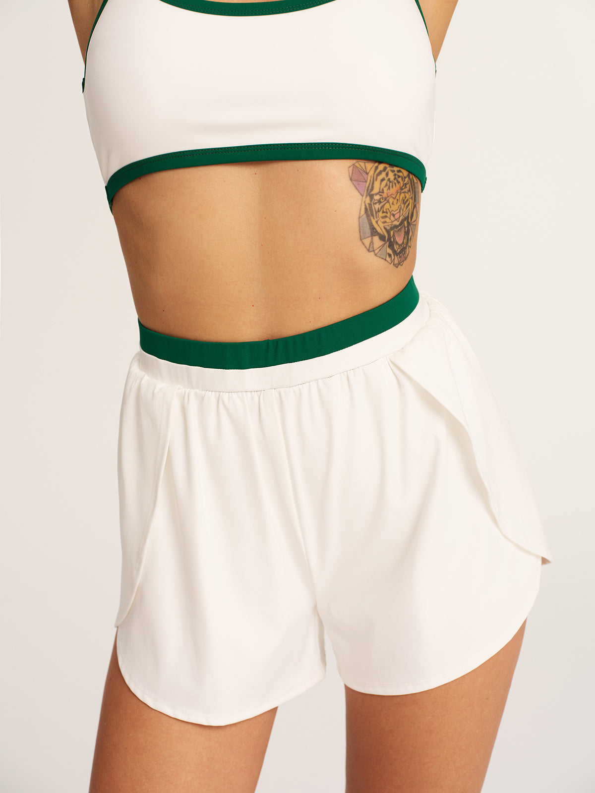 Contrast Trim Crop Cami Top & Comfortable Shorts Set for Women
