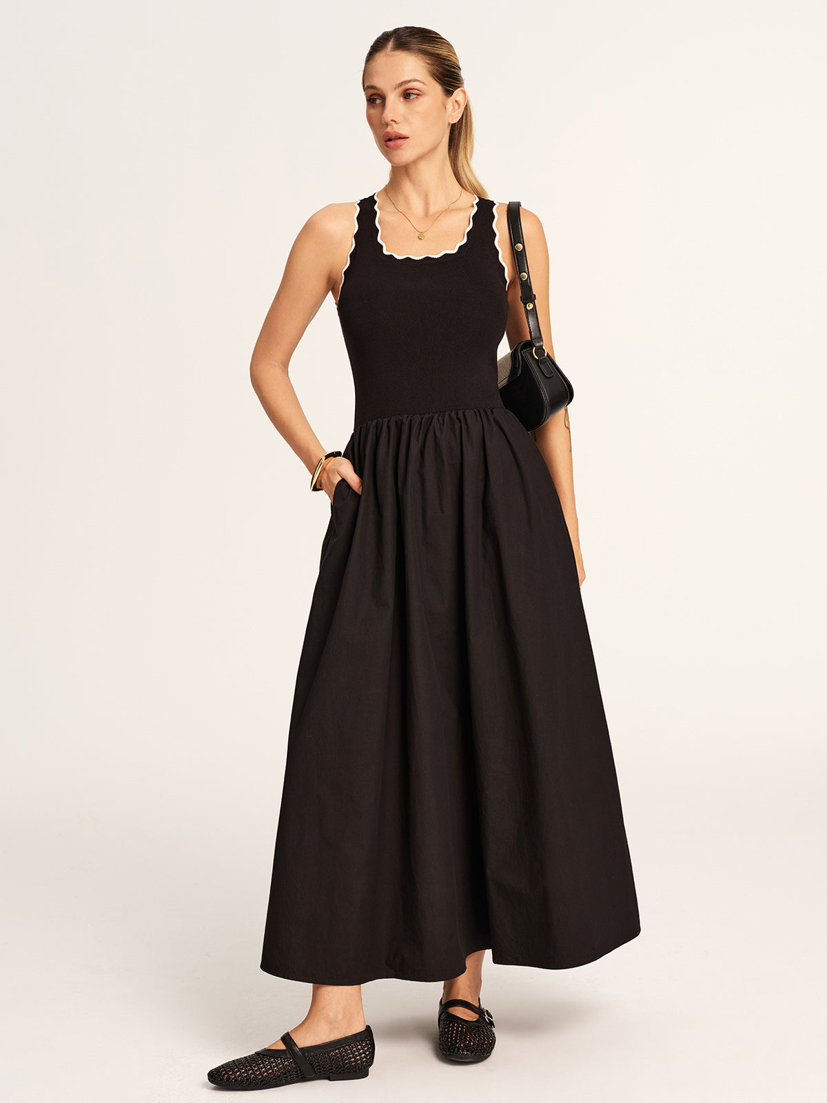 Scalloped Trim Knit-Bodice Maxi Dress for Elegant Evening Wear
