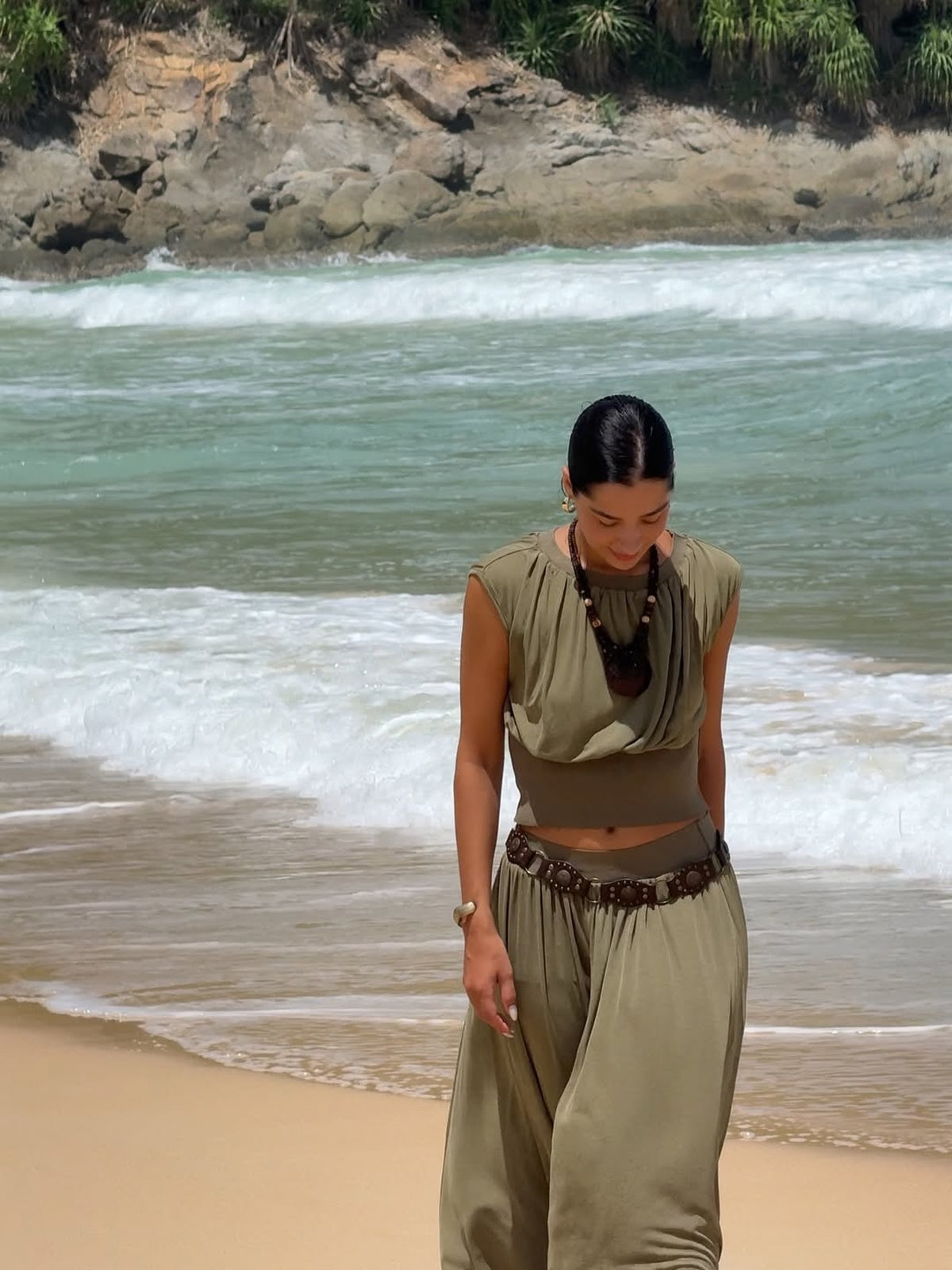 Gathered Waist Top With Flowy Skirt Set for Elegant Evening Wear