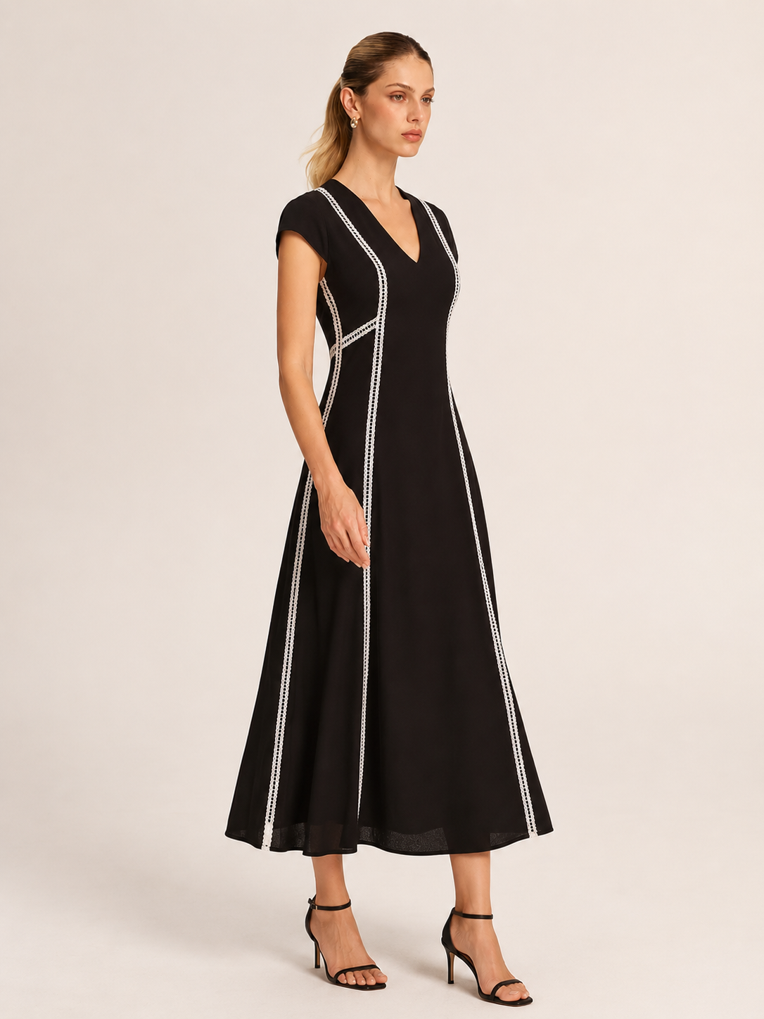 Lace Inset V-Neck Cotton Linen Midi Dress for Women Spring/Summer Collection