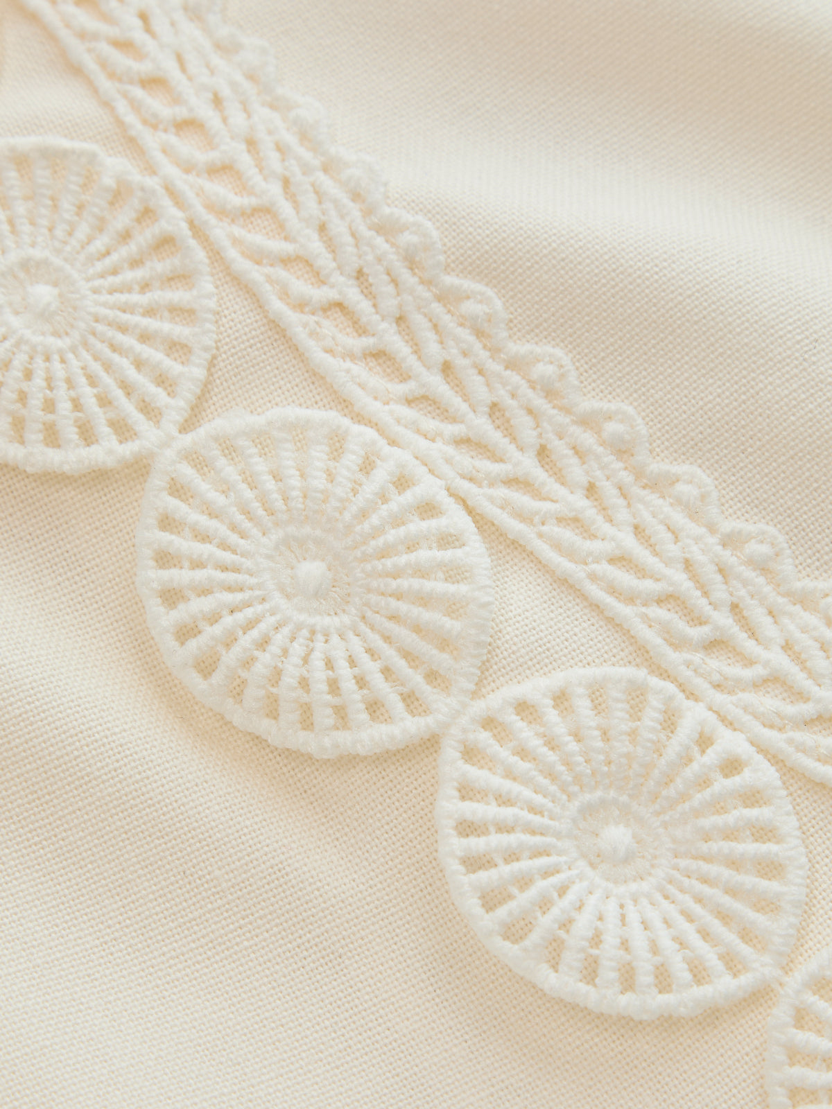 Crochet Lace Hem Cotton Linen Shorts Lightweight Summer Casualwear