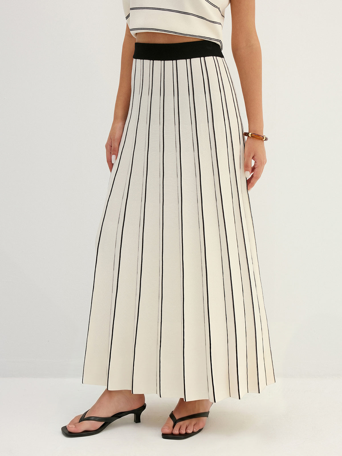 Striped Knit Pleated Maxi Skirt with Elastic Waistband