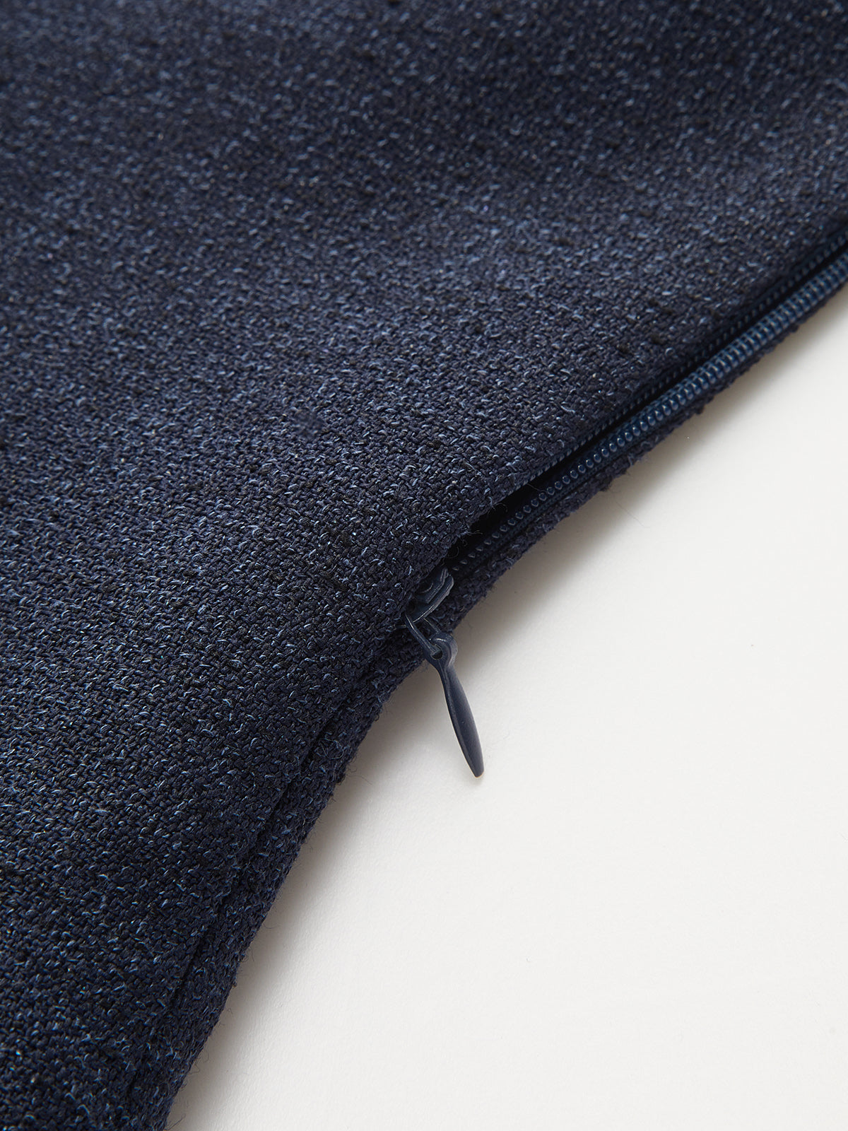 Contrast Wave Edge Button Front Vest with Adjustable Back Strap