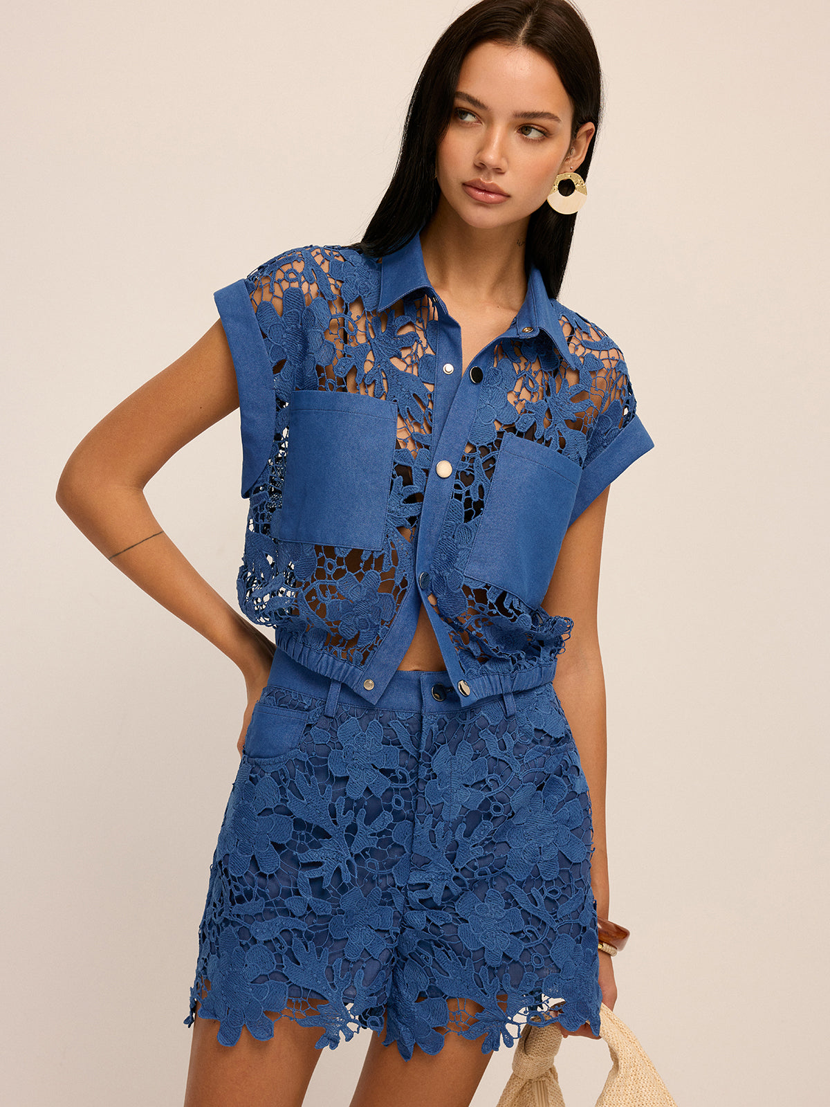 Guipure Lace Cropped Shirt & Shorts Set with Elegant Embroidery Detail