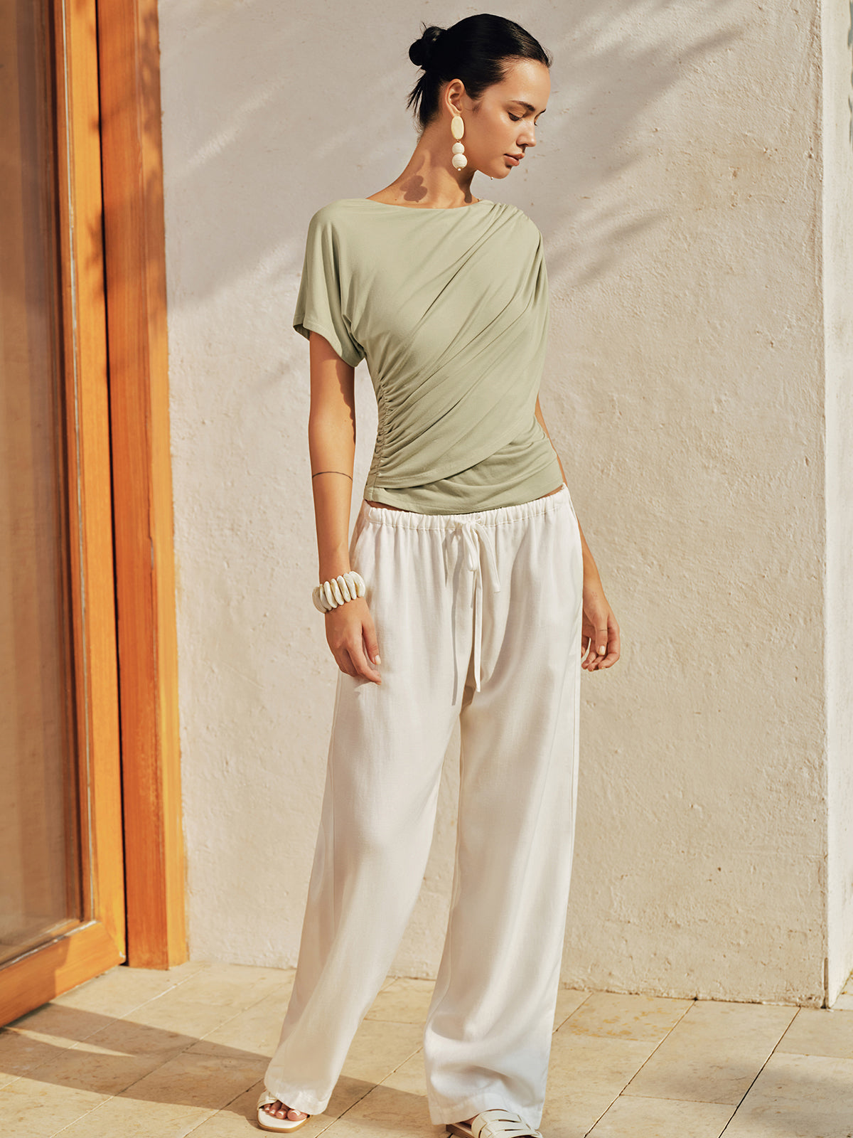 Draped Short Sleeve Asymmetric Hem Slim Top for Women Casual Wear