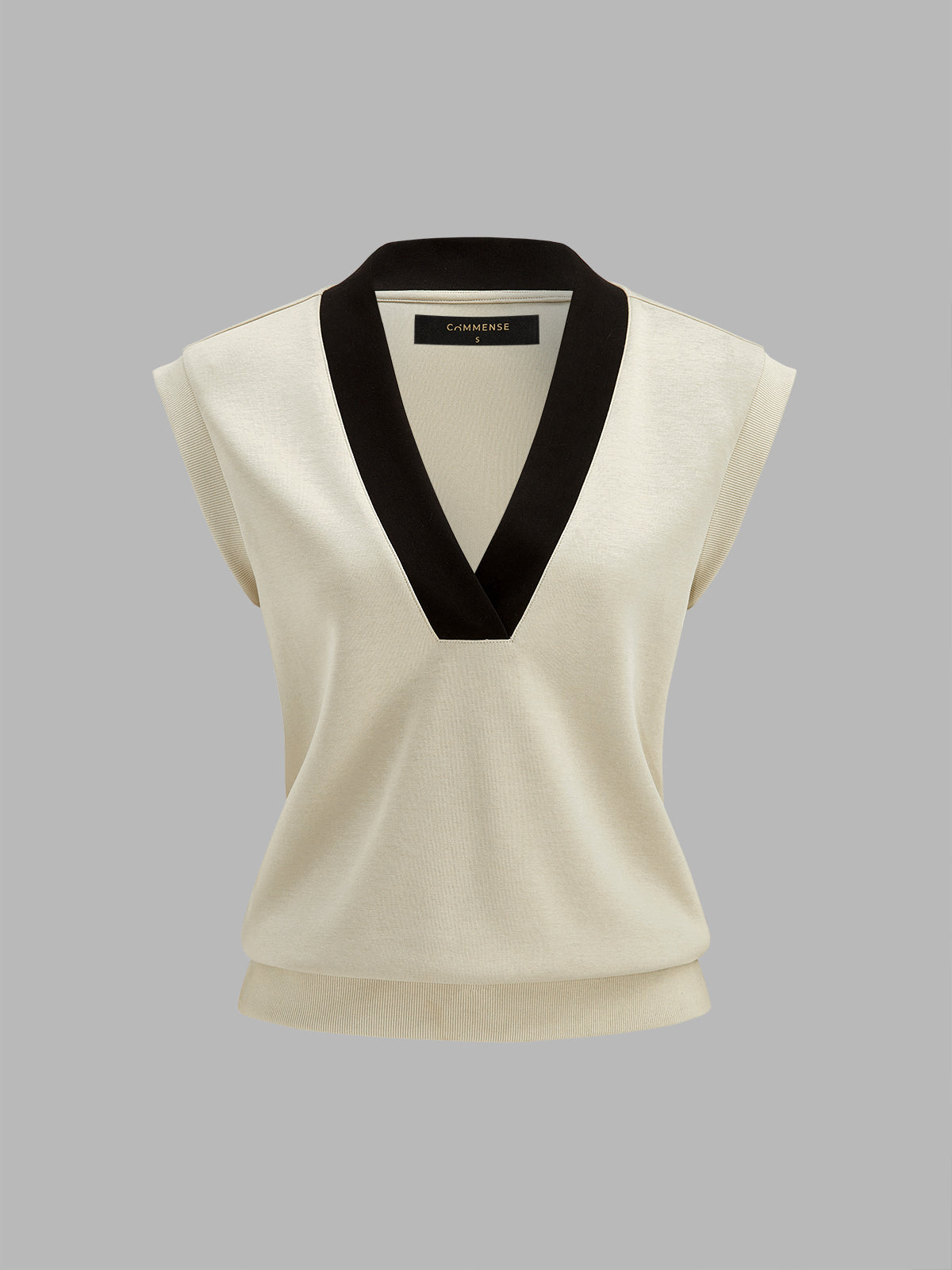 Contrast Trim V-Neck Top & Drawstring Shorts Set with Casual Style