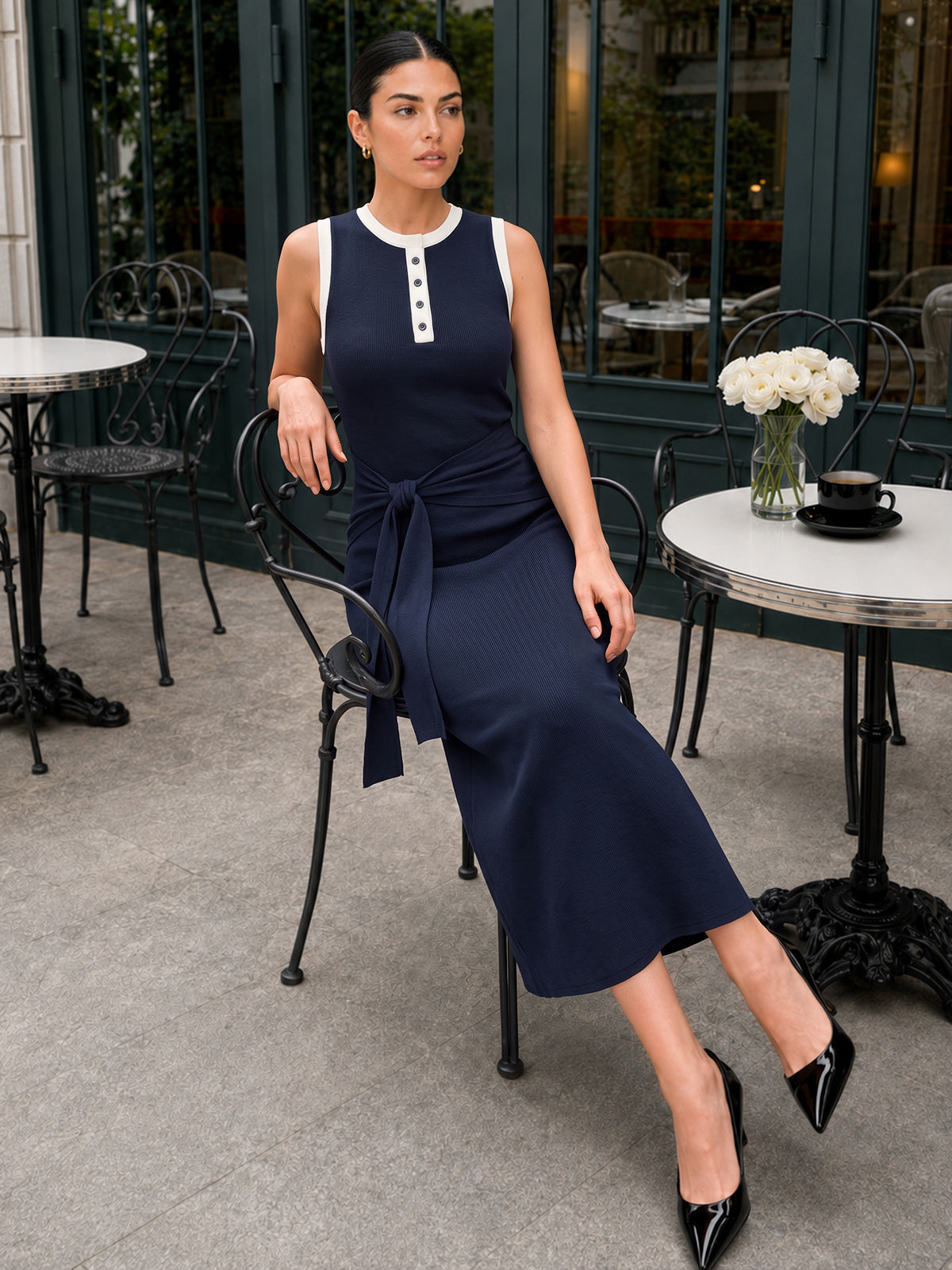 Contrast Trim Tie-Waist Knit Midi Dress with V-Neckline and Long Sleeves