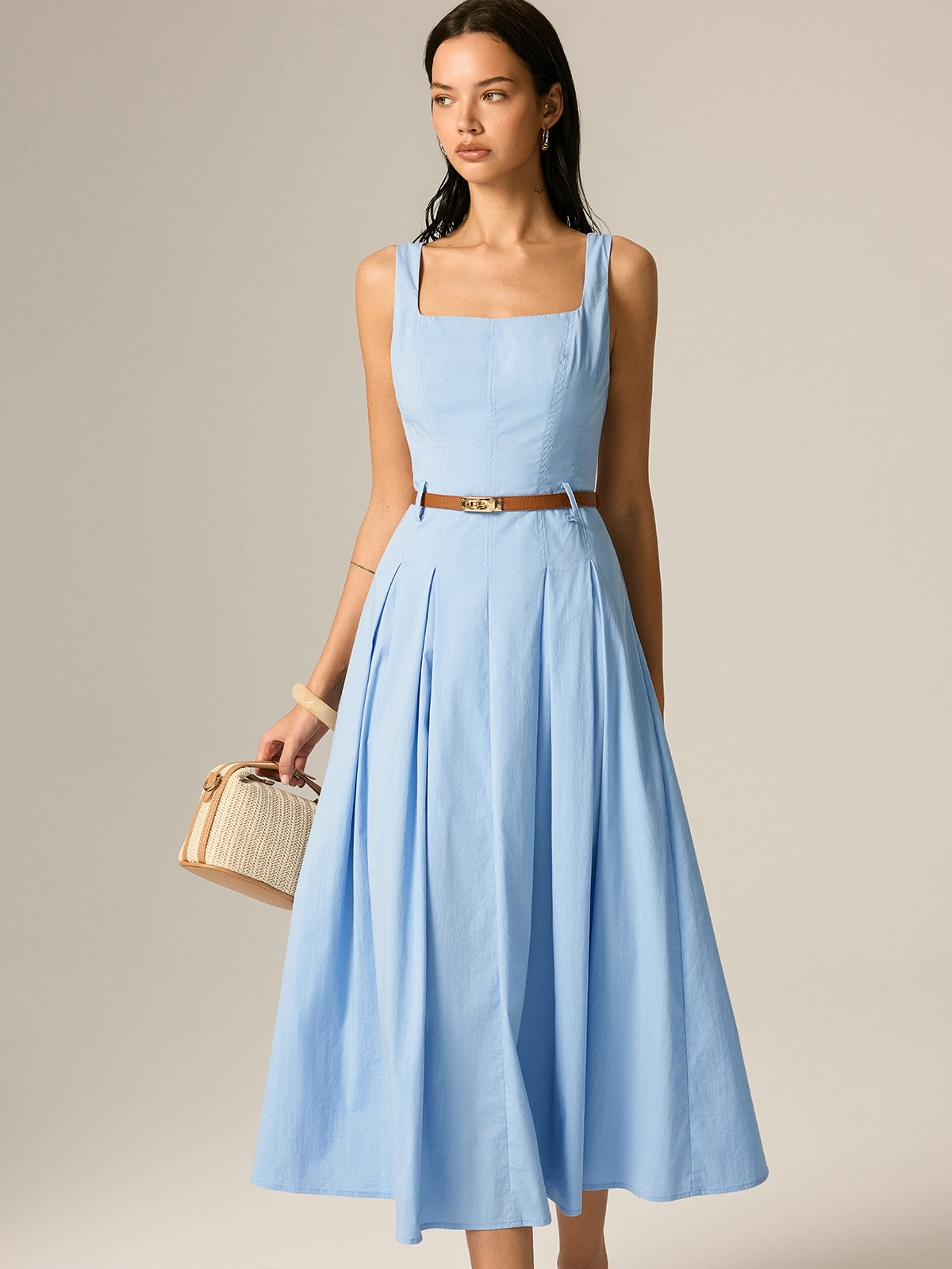 Square Neck Belted Pleated Maxi Dress for Elegant Evening Wear