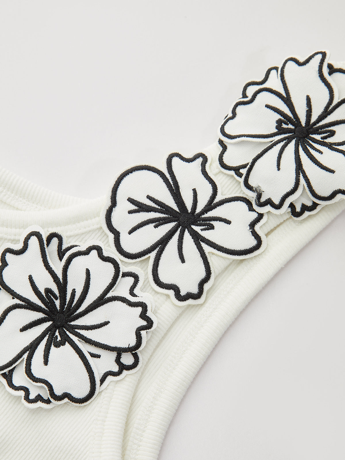 Flower Applique Slim Tank Top for Women Casual Summer Wear