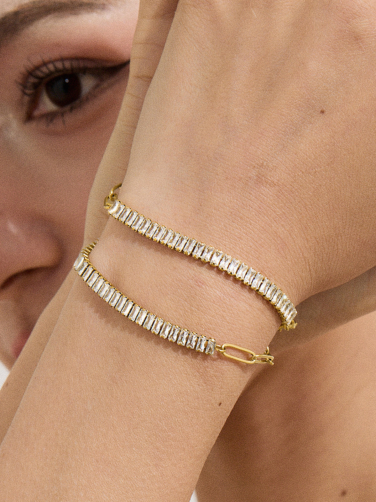 Baguette Crystal Paperclip Chain Bracelet - Elegant Fashion Accessory for Women