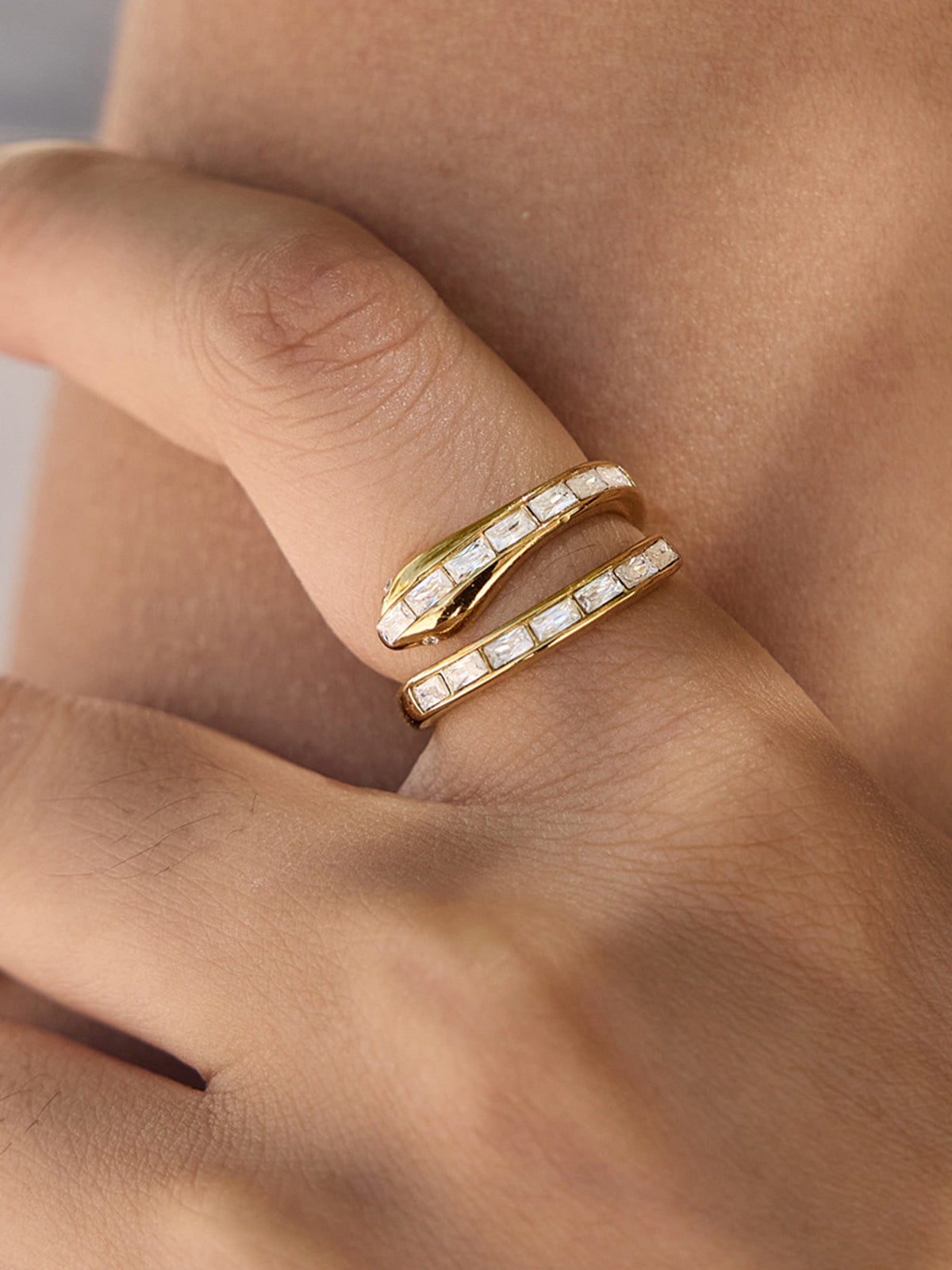 Snake Shape Open Zircon Ring, Elegant Adjustable Unisex Jewelry Piece