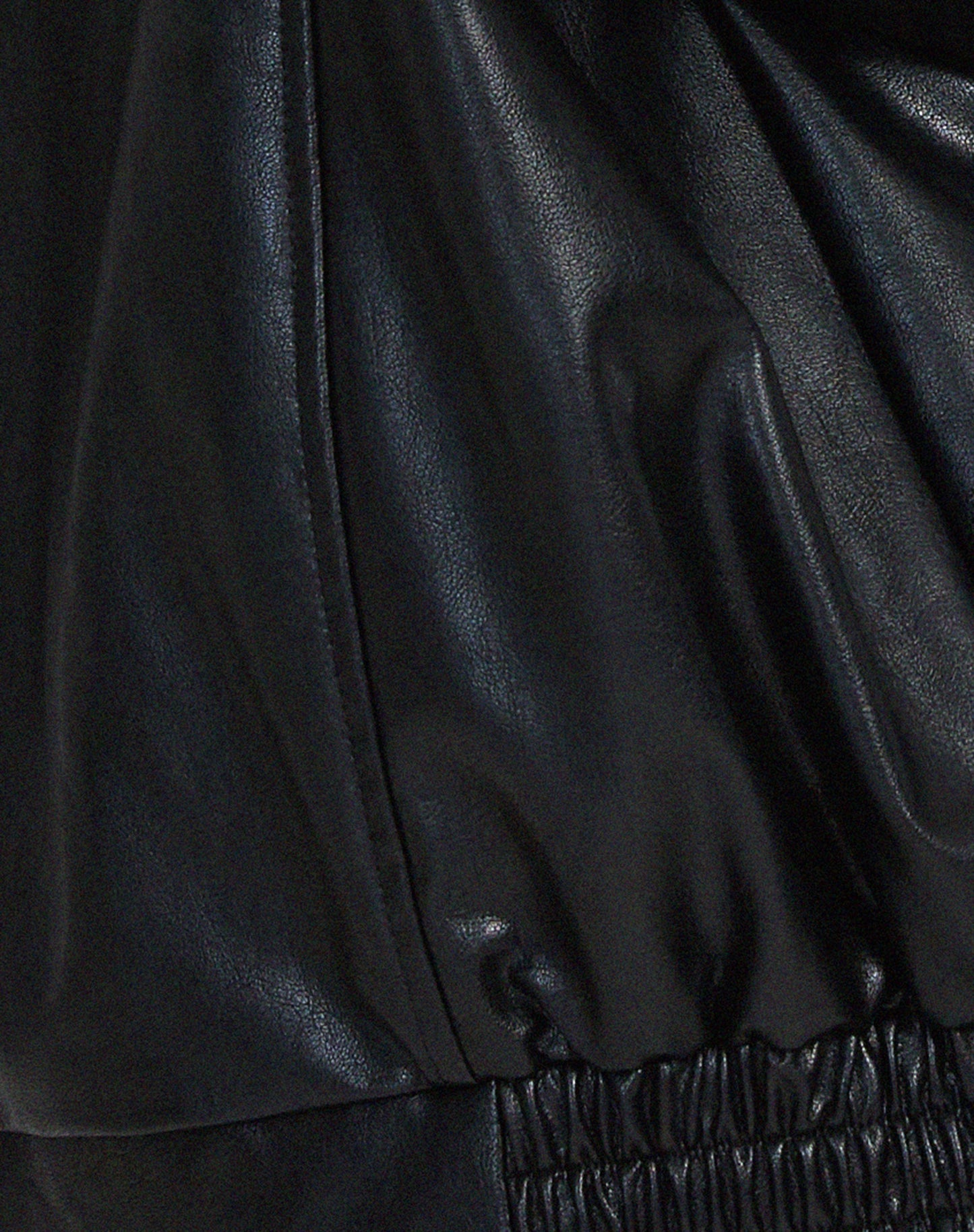 Clarina | Women’s Oversized Leather Jacket with Modern Edge