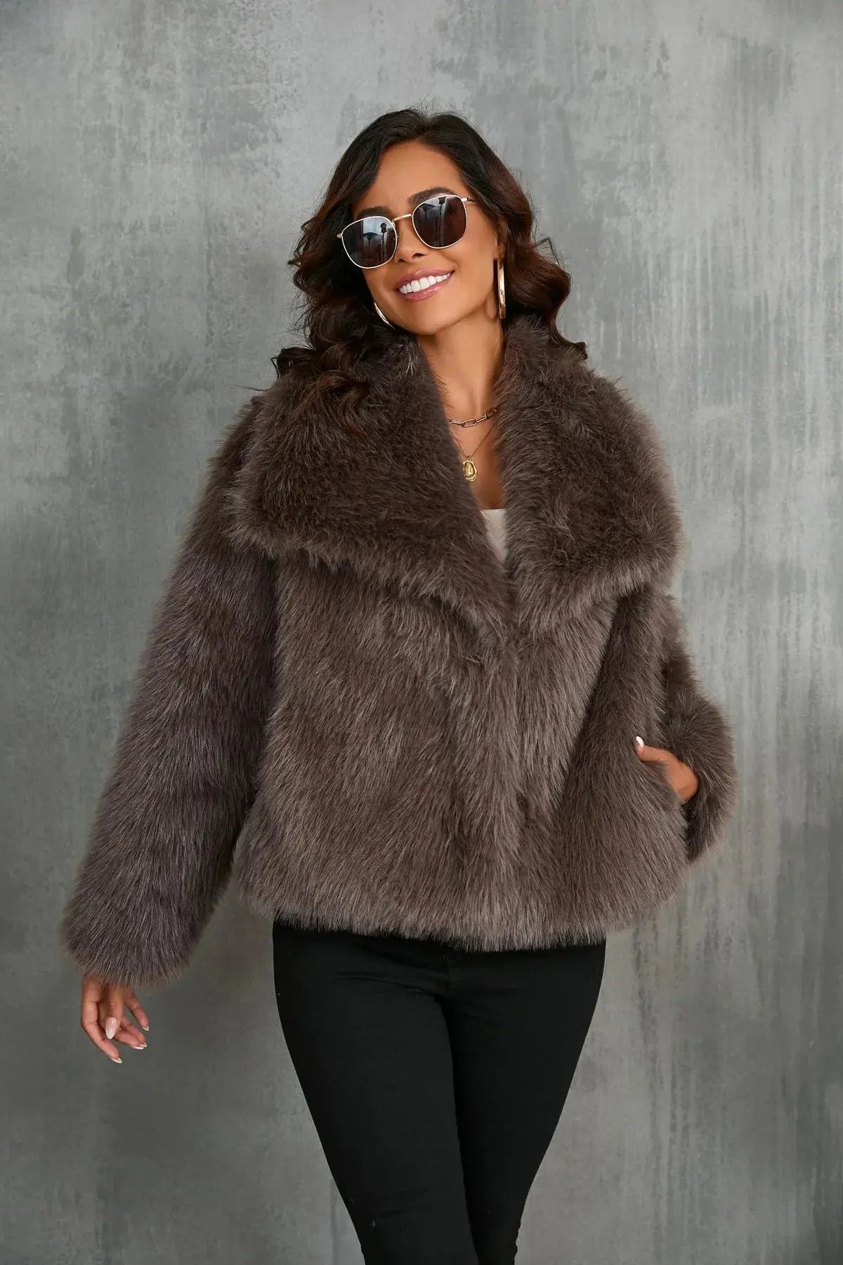 Ela | Women’s Faux Fur Coat