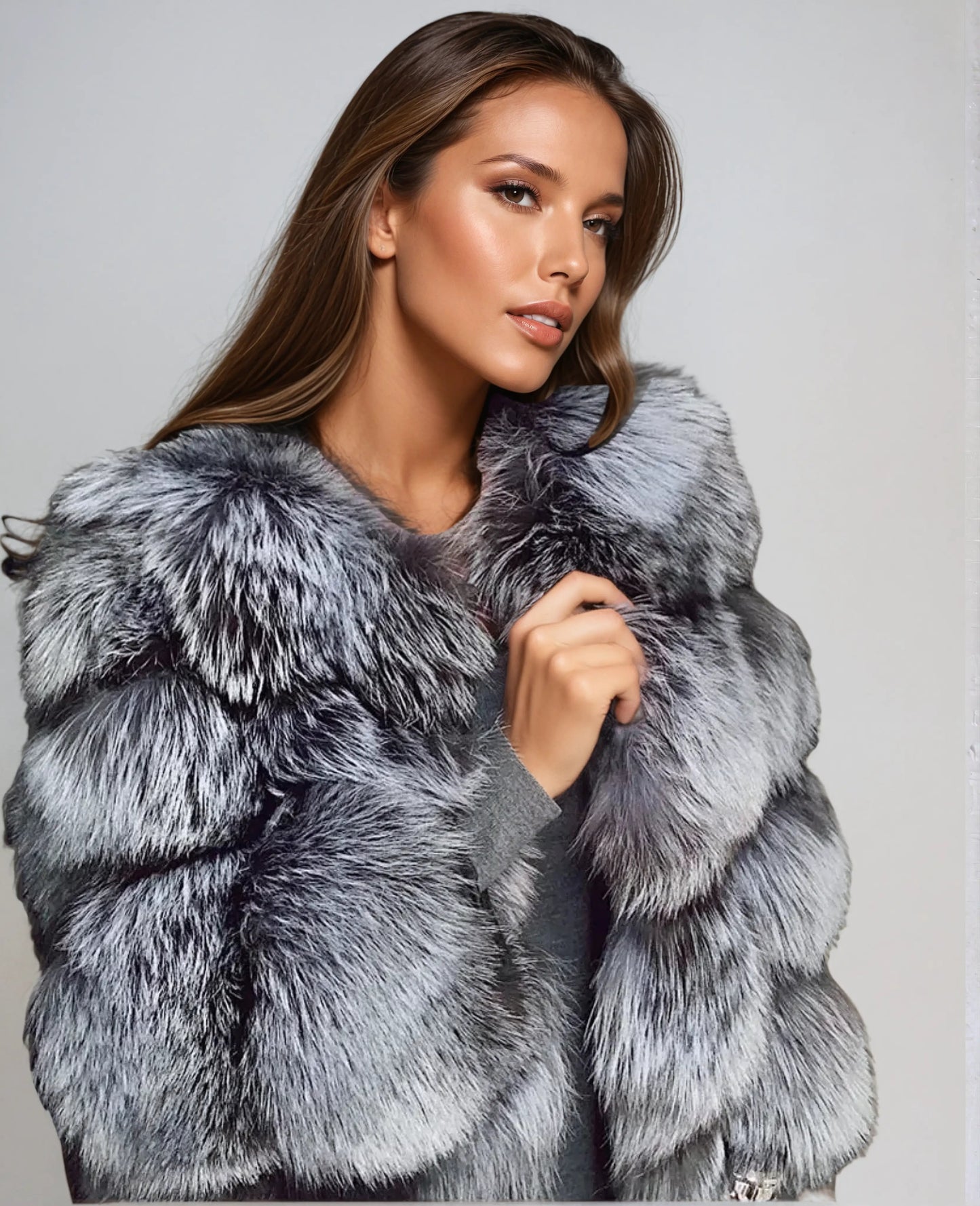 Elaira | Women’s Luxurious Faux Fur Coat