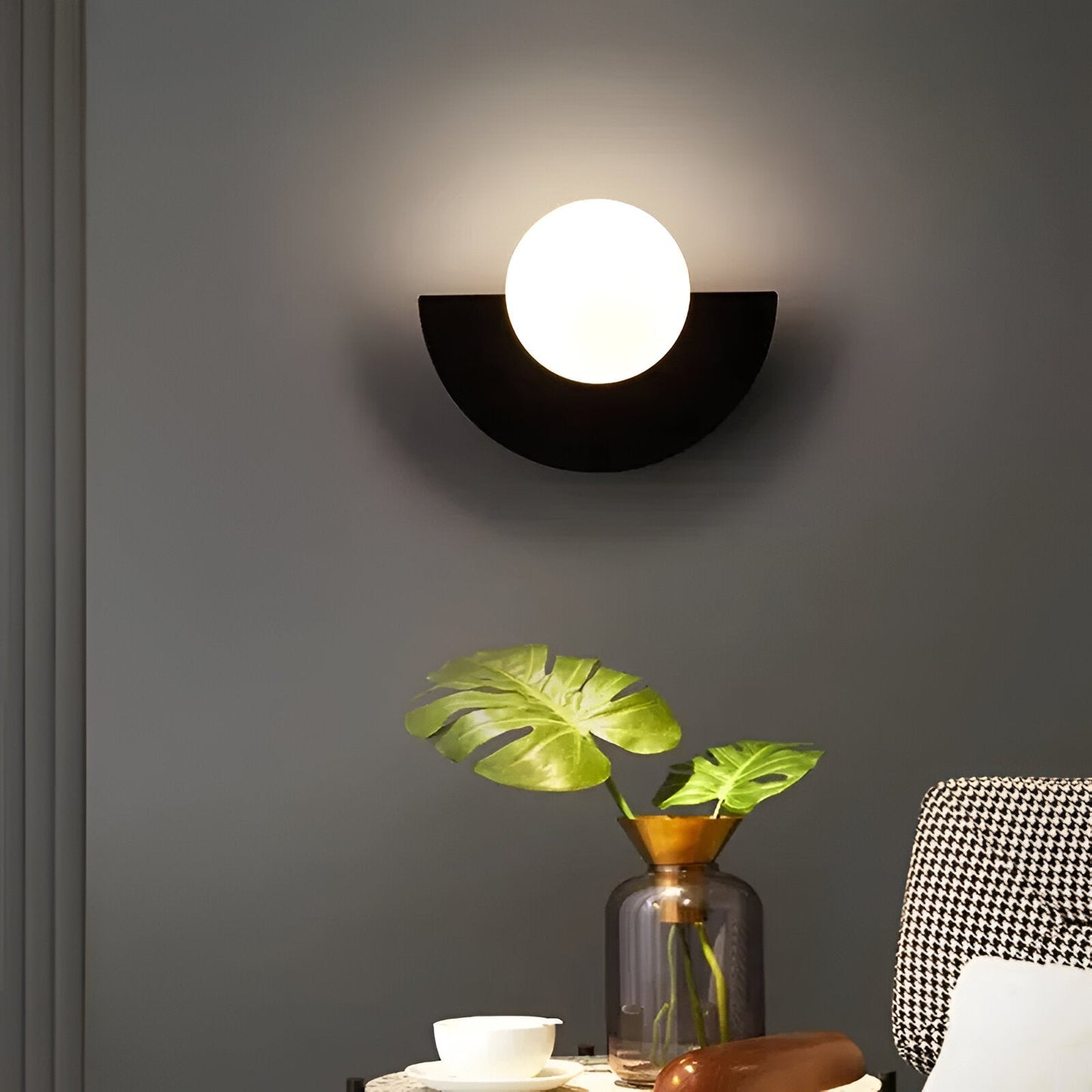 Koadclo | LumiSphere Light - Modern Plug-in Wall Sconce