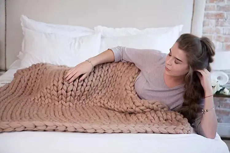 koadclo | Chunky Knit Blanket – Cozy Wool Blanket for Every Room – Soft & Warm for Sofa and Bed