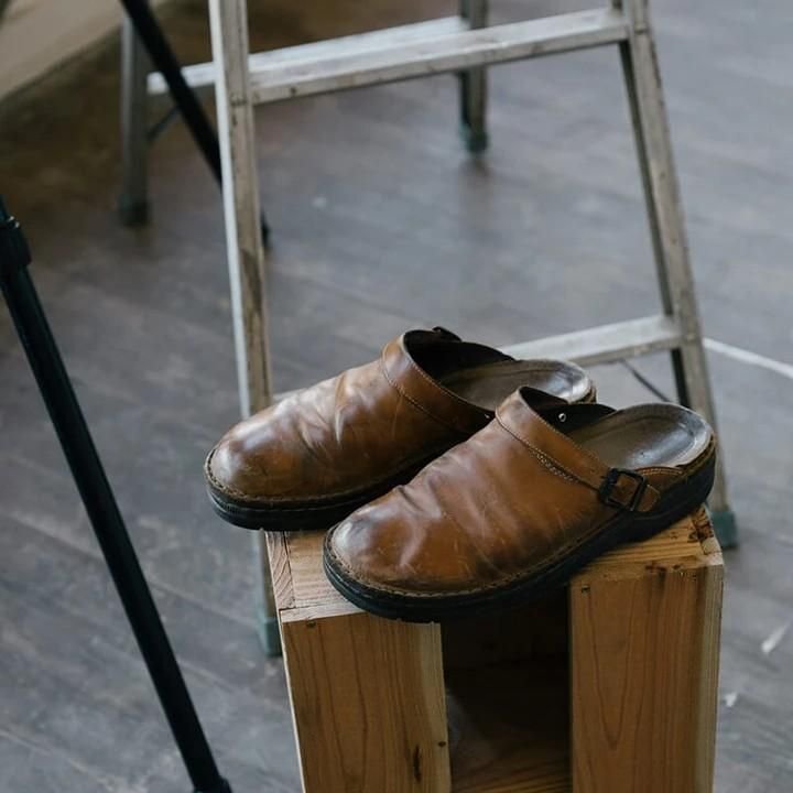 koadclo | Leather Slip On Clogs for Men and Women