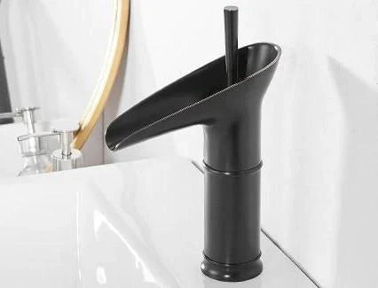 Koadclo | Antique Waterfall Bathroom Water Wallpaper