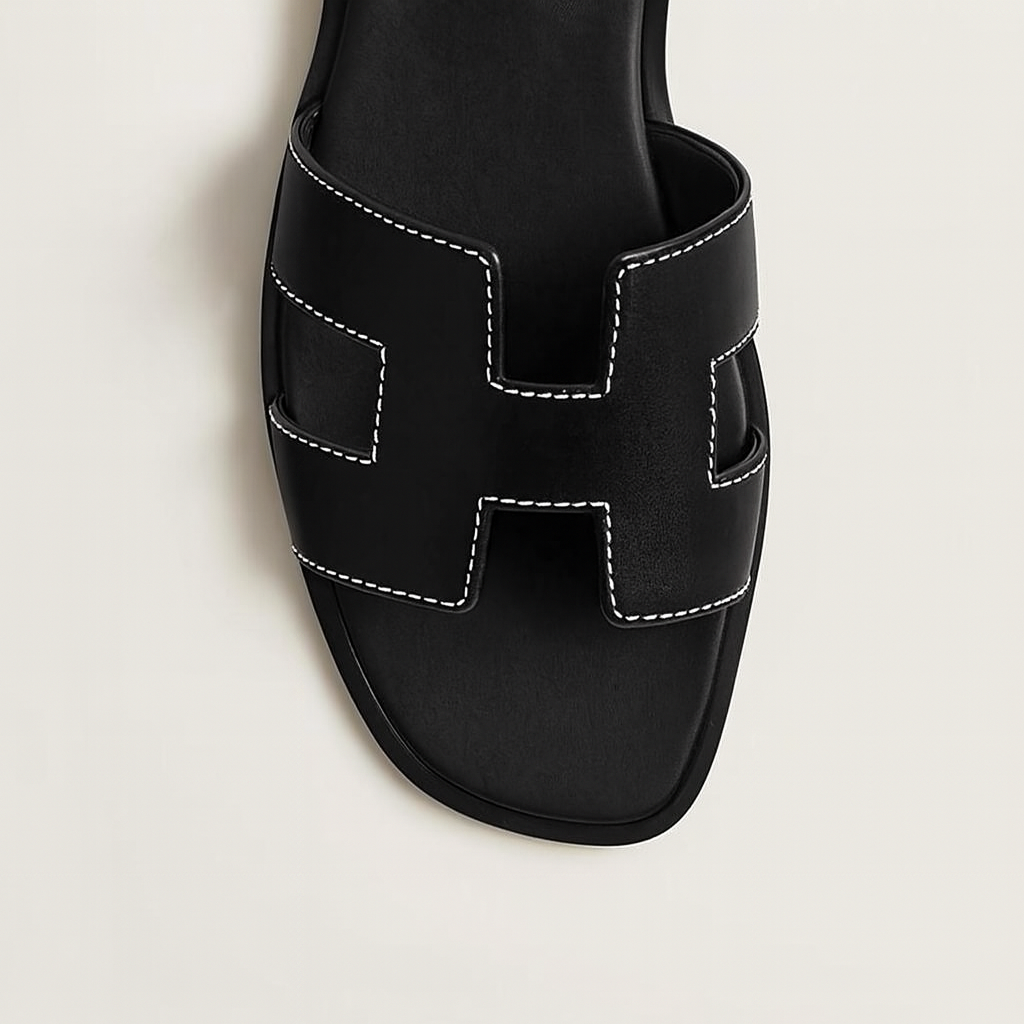 koadclo | Leather Flat Sandals with Cut Out Strap